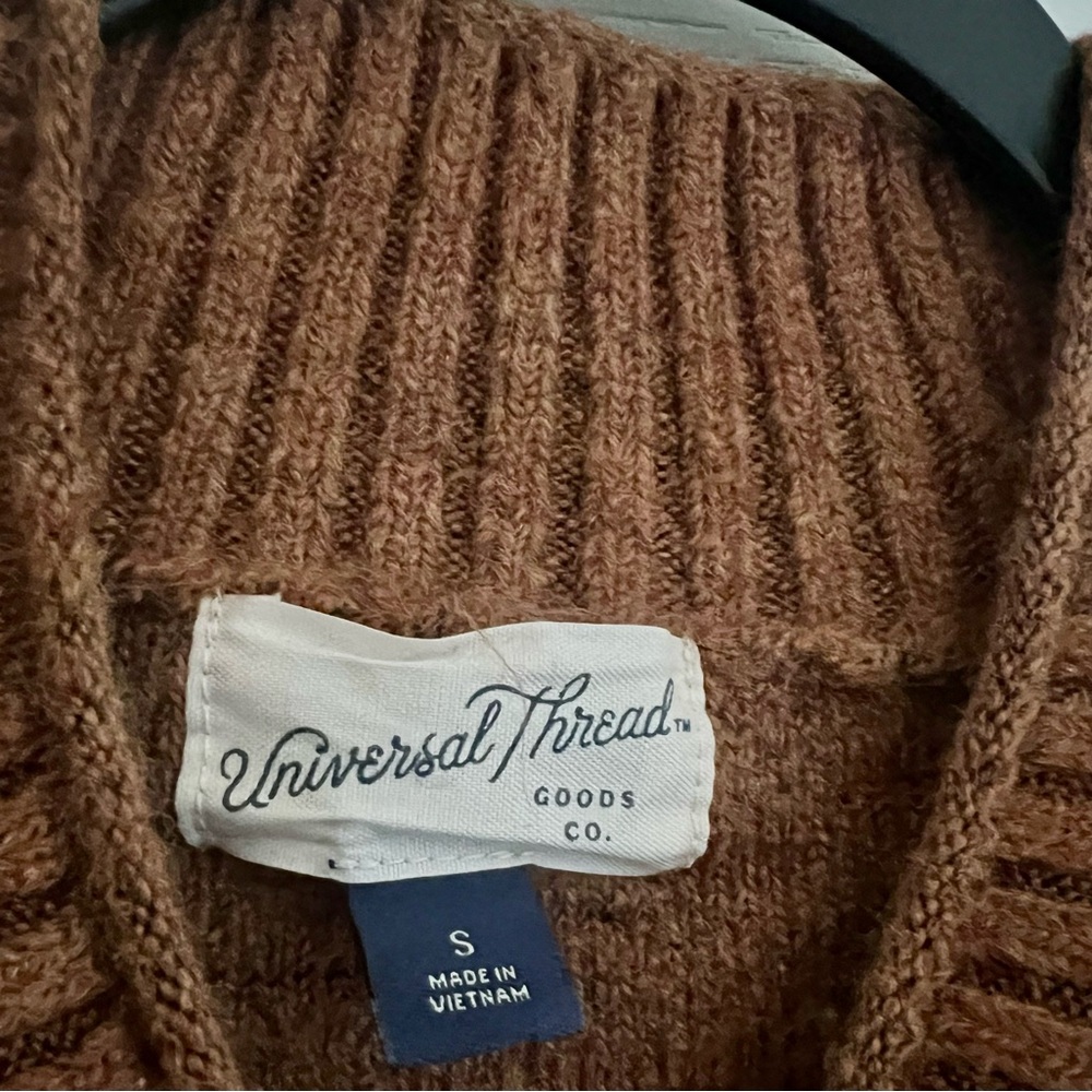 Universal Thread Knit Pullover - image 2
